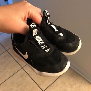 Nike flexrunner toddler size 6